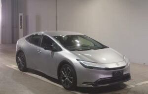 TOYOTA PRIUS 2024