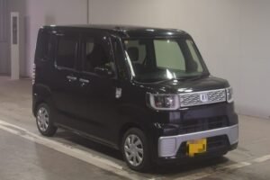 DAIHATSU WAKE 2014